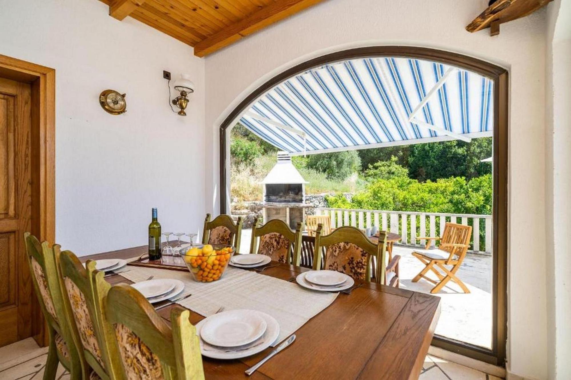 Three Bedroom Villa Surrounded By Nature With Pool Груда Экстерьер фото