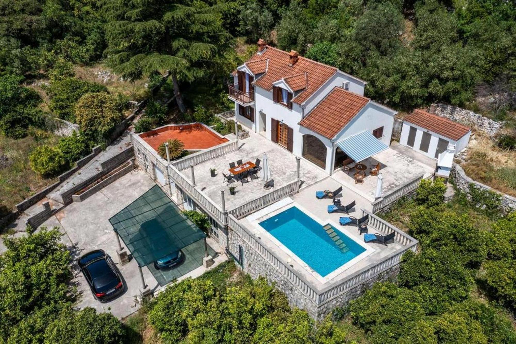 Three Bedroom Villa Surrounded By Nature With Pool Груда Экстерьер фото